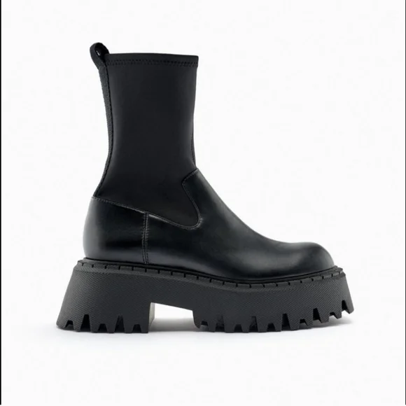 Zara | Shoes | Zara Black Platform Chelsea Boots With Chunky  display picture 3